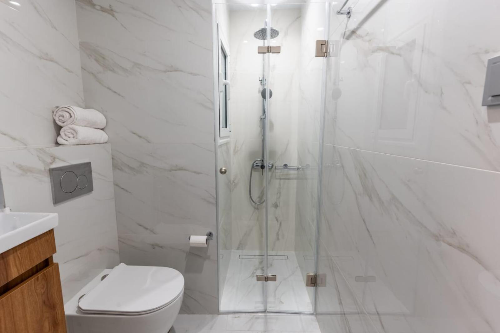 Apartment Oasis - Timeless Comfort At The Acropolis *